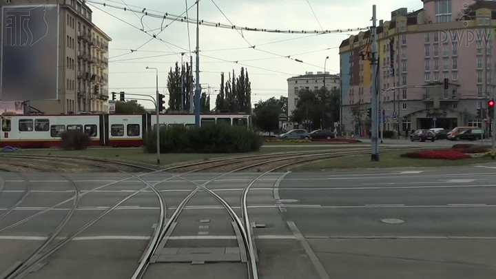 Jaka powinna być prędkość przejazdu przez krzyżownicę tramwajową?