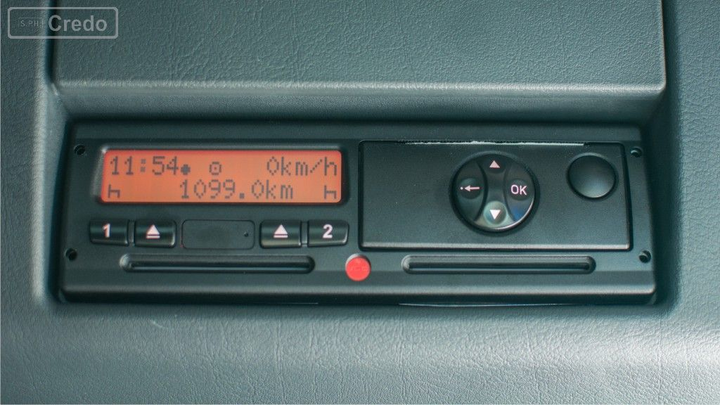 Który z prowadzonych przez Ciebie pojazdów w ramach zarobkowego przewozu drogowego powinien być wyposażony w tachograf?